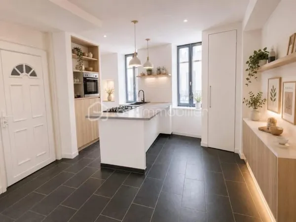 Appartement 8 pièces 144 m²