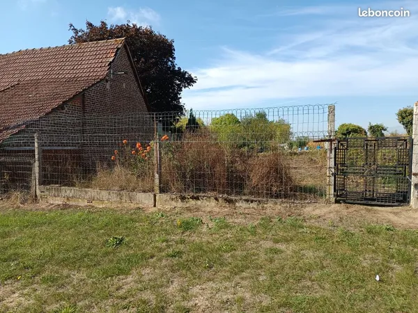 Vend terrain constructible