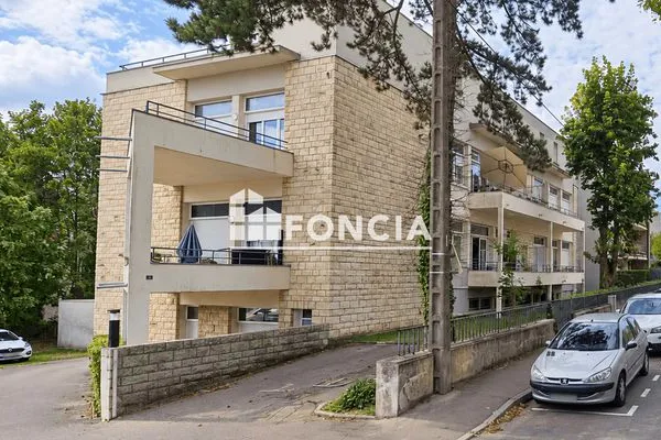 Appartement 2 pièces 76 m²