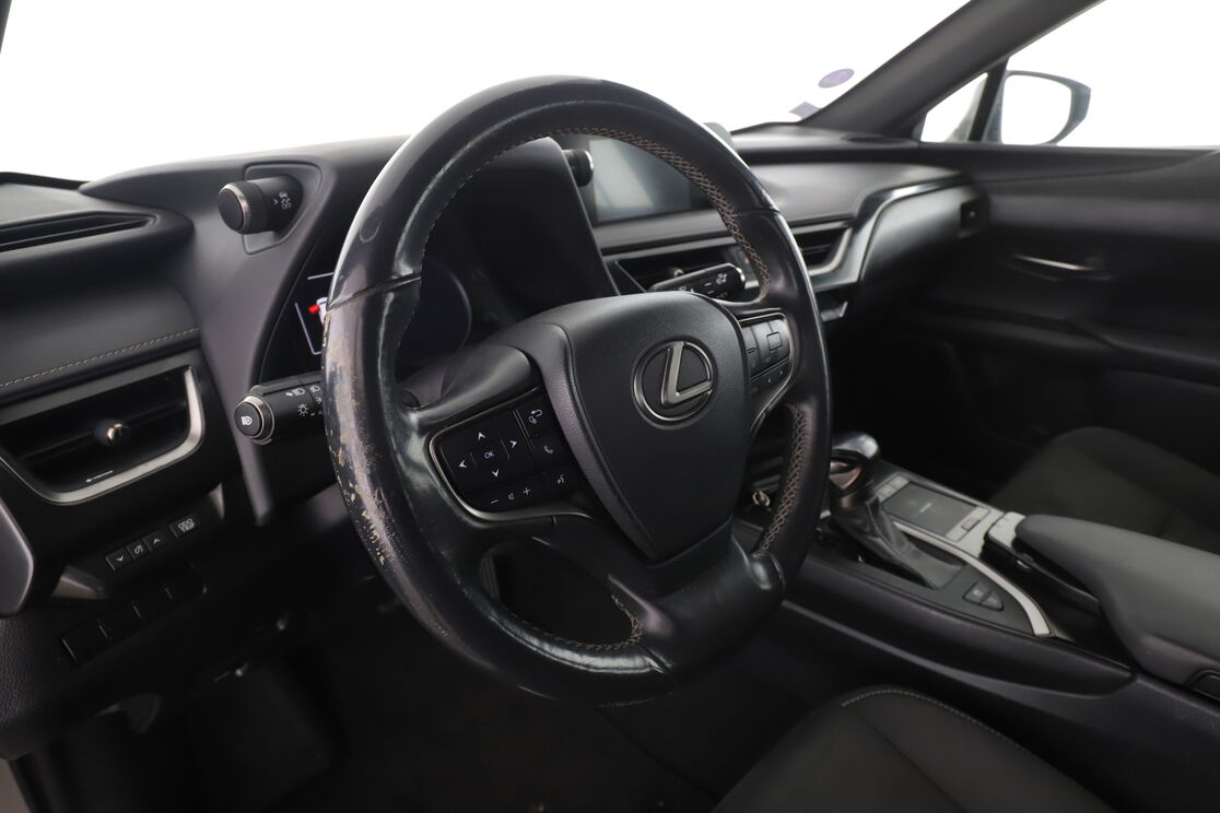 Lexus UX-Serie 250h Pack Business 2WD — photo 10