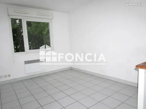Studio 1 pièce 18 m²