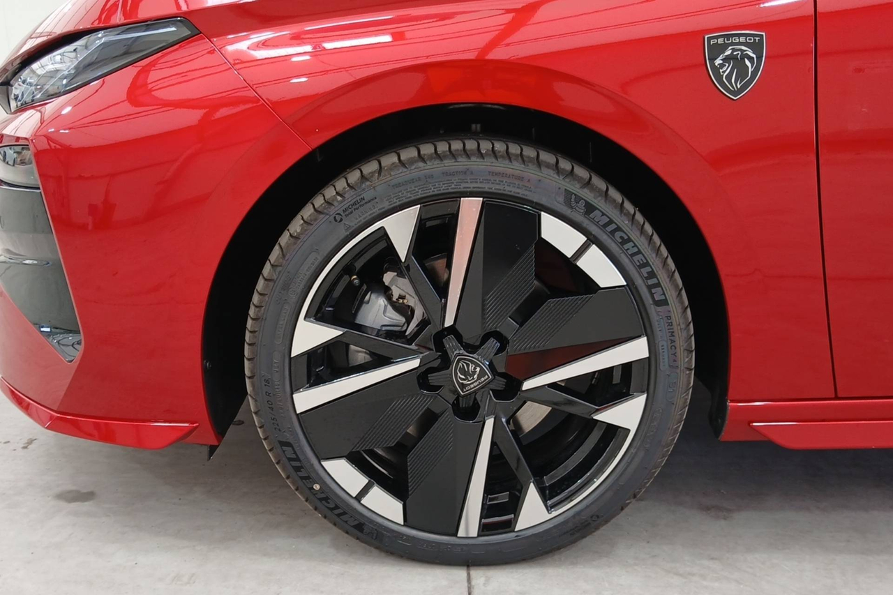 Peugeot 308 — photo 9