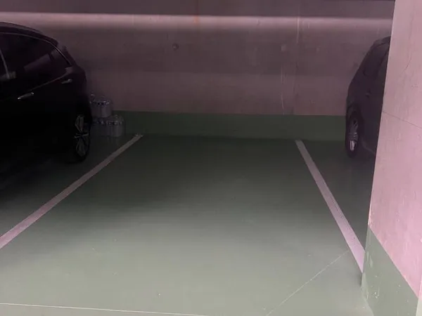 Parking 12 m²