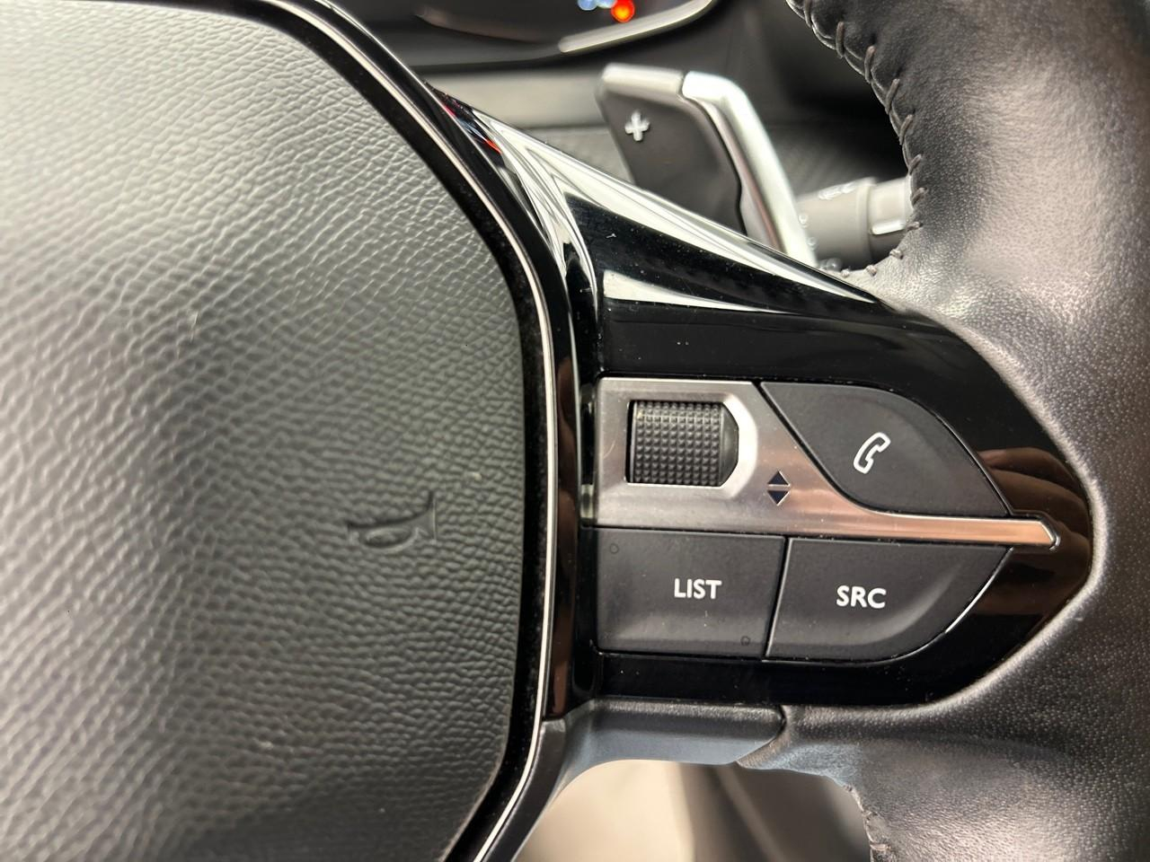 Peugeot 2008 puretech 130 s&s eat8 allure — photo 22