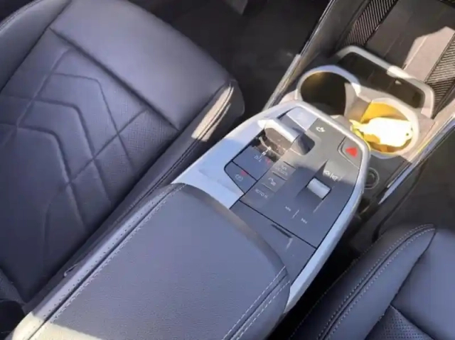Bmw X1 sdrive18i 136ch xline — photo 10