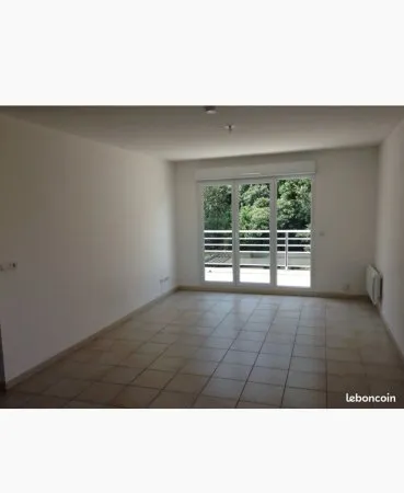 Vends appartement avec grand balcon