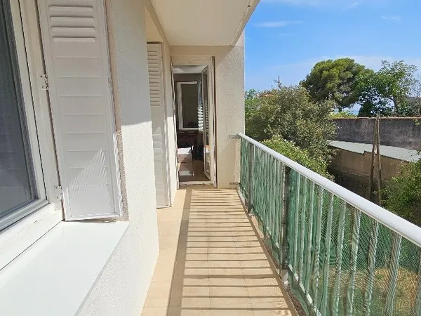 AgrÃ©able appartement T3 avec terrasse, cellier et garage proche