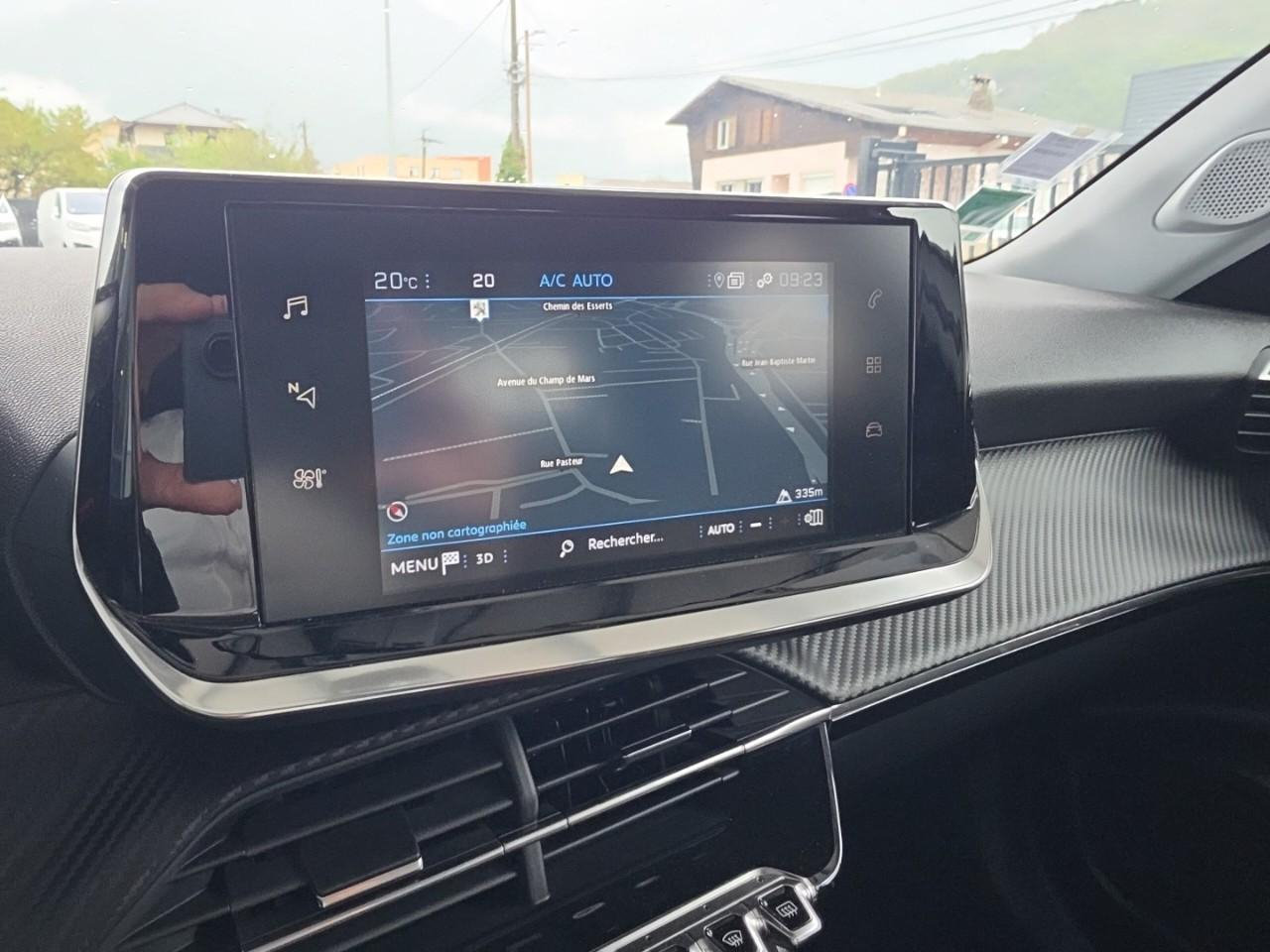Peugeot 2008 1.5 bluehdi 130ch s&s allure eat8 125g — photo 13