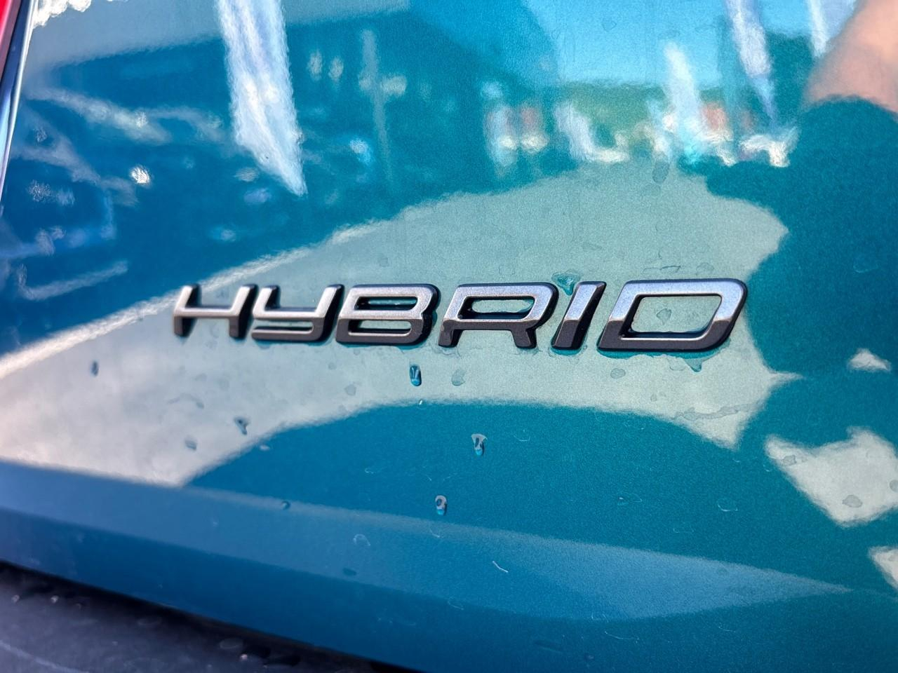 Peugeot 2008 1.2 hybrid 145ch allure e-dcs6 — photo 17