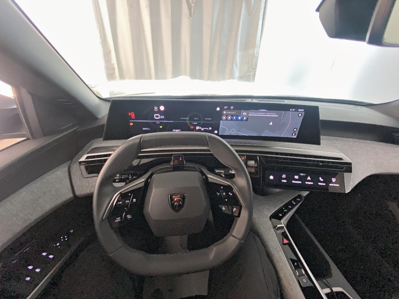 Peugeot 3008 hybrid 145 e-dcs6 allure — photo 12