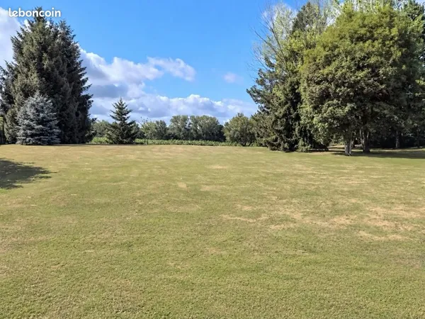Terrain 800 m² Saint Julien Sur Veyle