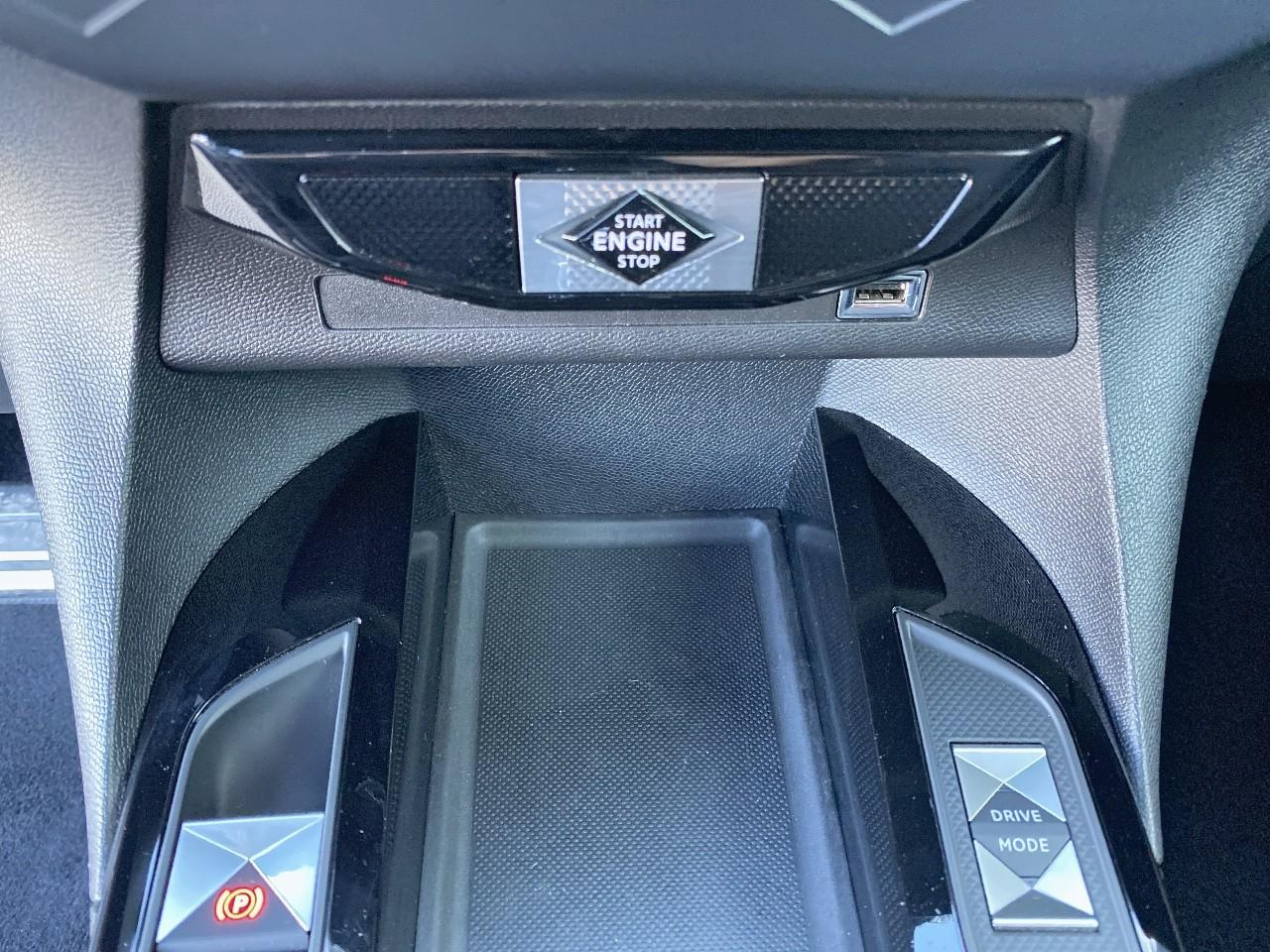 Ds Ds 3 crossback e-tense performance line + — photo 15
