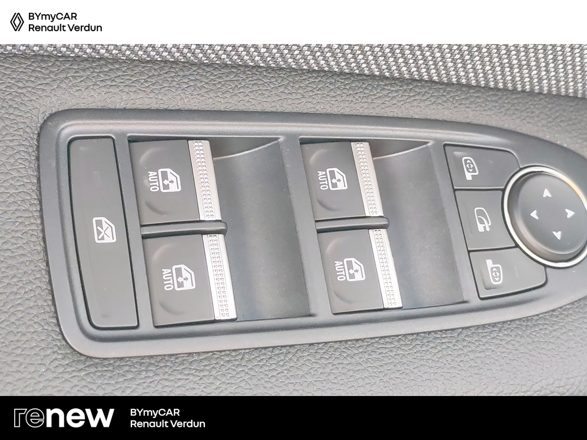 Renault Captur E-Tech full hybrid 160 ch — photo 18