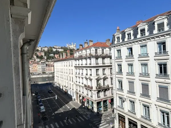 Loue Appartement meublé T1 bis Lyon 2