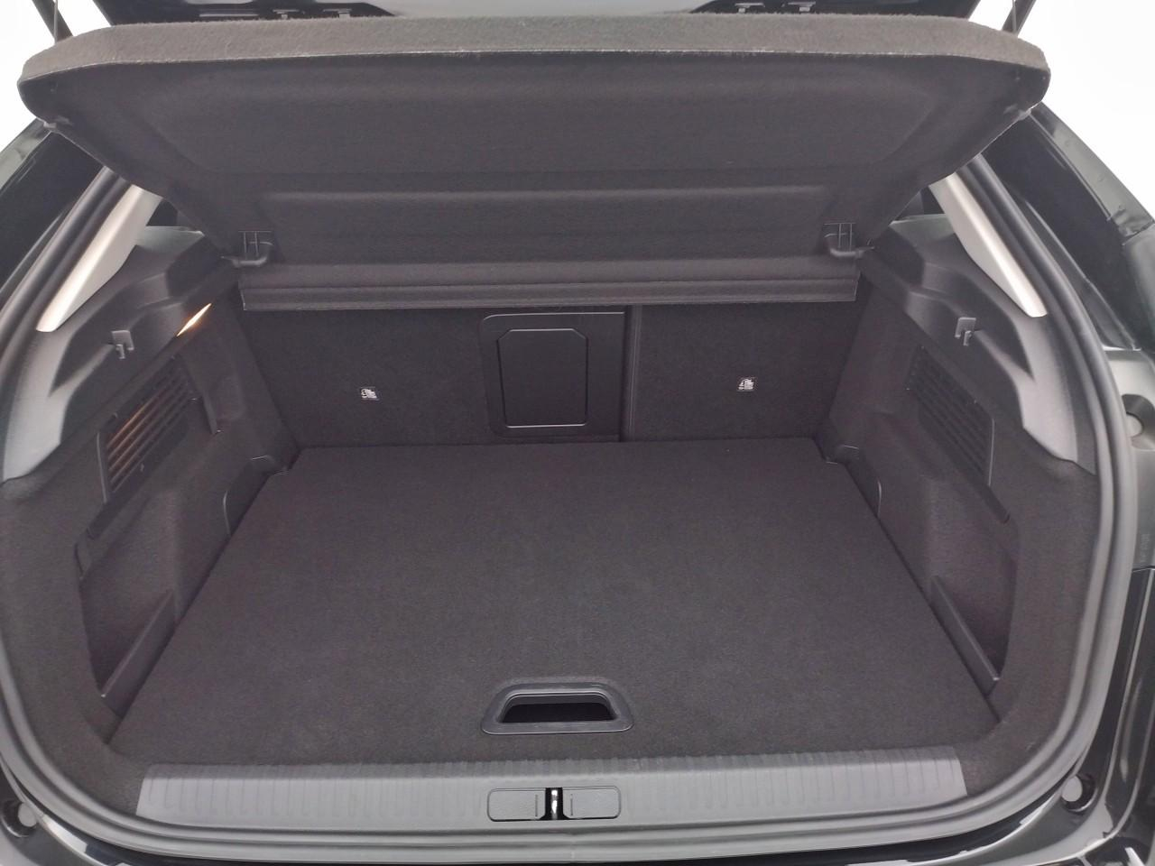 Citroën C4 hybride 136 e-dcs6 plus — photo 14