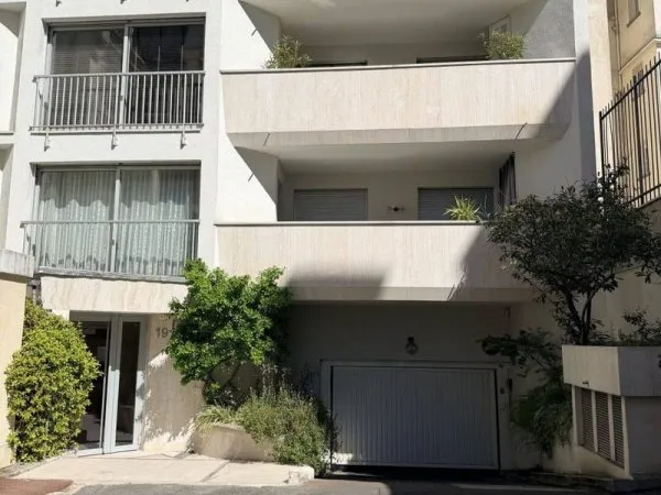 Parking 4 m²
