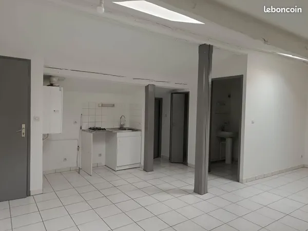 Studio Sainte-Foy-Lès-Lyon - Quartier église