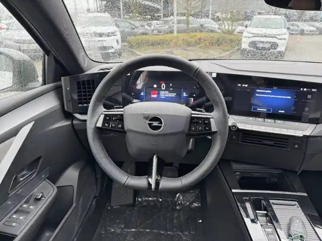 Opel Astra sports tourer 1.5 diesel 130 ch bva8 — photo 63