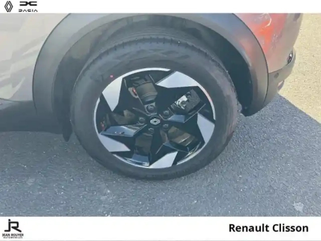 Renault Captur eco-g 100ch techno — photo 8