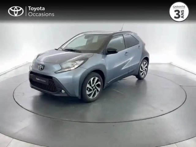 Toyota Aygo x 1.0 vvt-i 72ch design my23 — photo 1