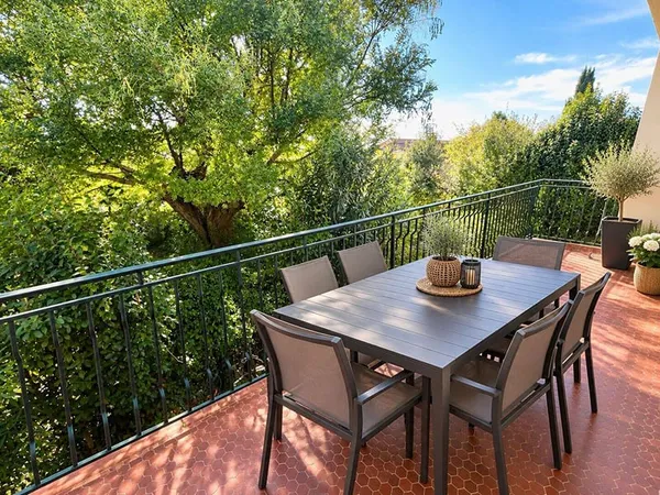 Appartement 5 pièces 96 m²