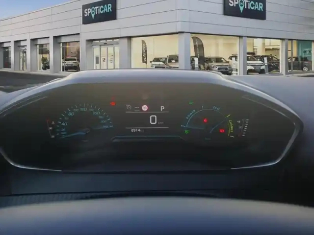 Peugeot 2008 hybrid 145 e-dcs6 style — photo 21