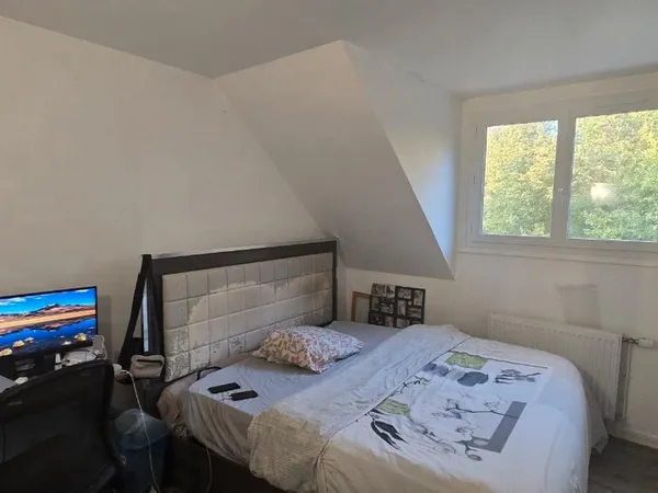 Chambre en collocation avec douche interne