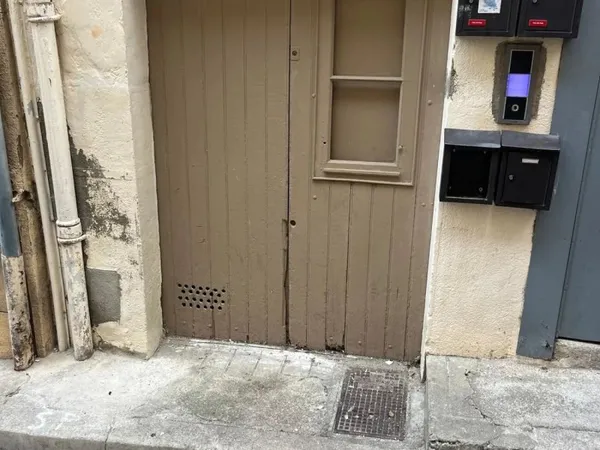 Parking 20 m²