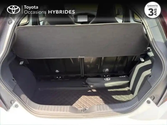 Toyota Aygo X 1.0 vvt-i 72ch dynamic — photo 10