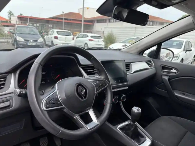Renault Captur blue dci 95 — photo 24