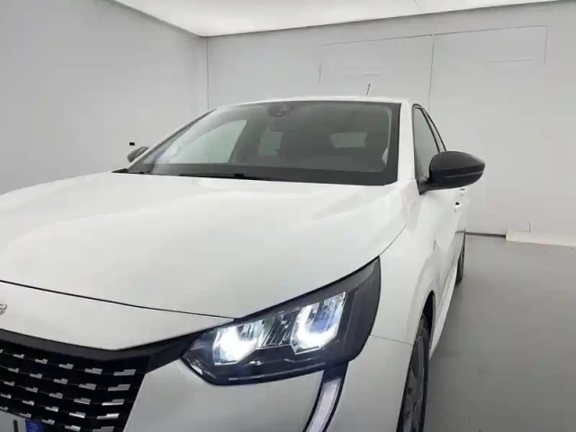 Peugeot 208 puretech 75 s&amp;s bvm5 — photo 21