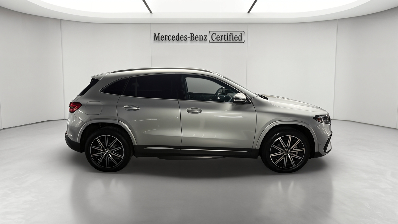 Mercedes EQA 250+ — photo 6