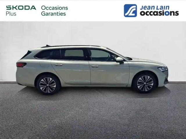 Skoda Superb combi 1.5 tsi mhev 150 ch act dsg7 — photo 7