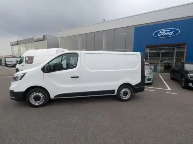 Renault Trafic fg l1h1 3t 2.0 blue dci 130ch grand confort tva recuperable — photo 4