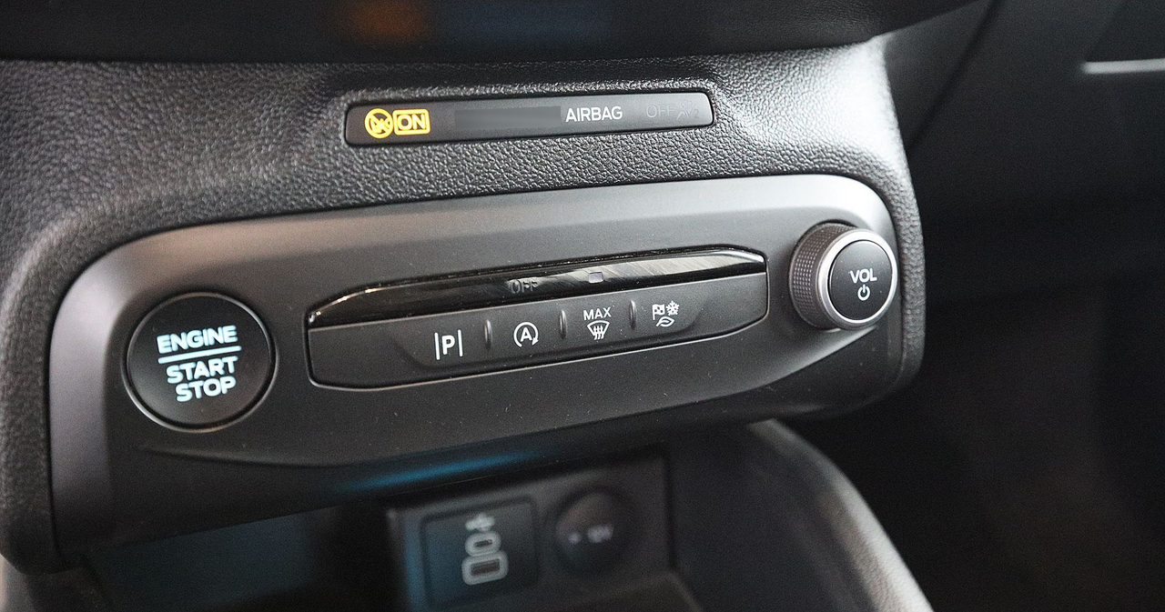 Ford Focus — photo 21
