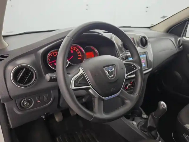 Dacia Sandero eco-g 100 — photo 2