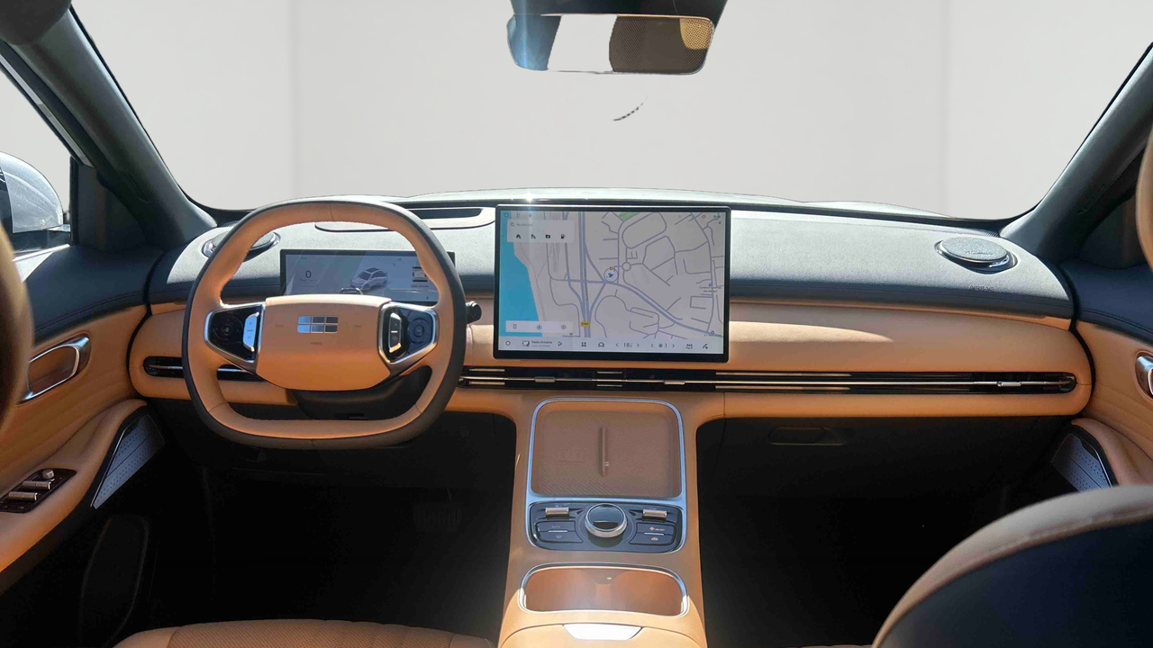 Geely Starray EM-i — photo 9