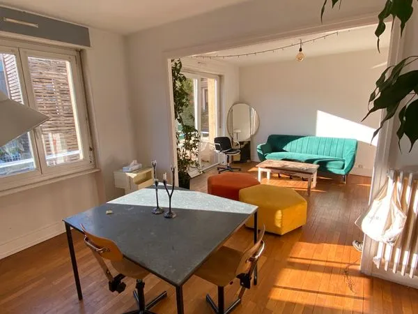 Appartement de standing 4 pièces de 80m2 au 1er étage