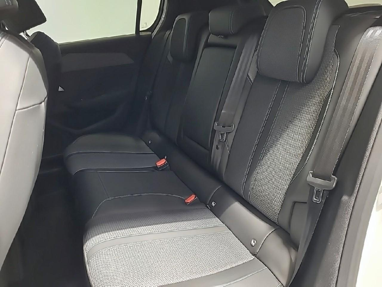 Peugeot 308 puretech 130ch s&s bvm6 allure — photo 13