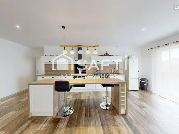 Maison 4 pièces 140 m²