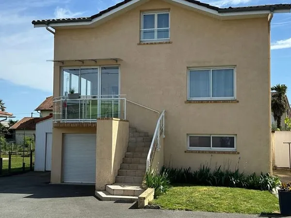 Maison 4 pièces 140 m²
