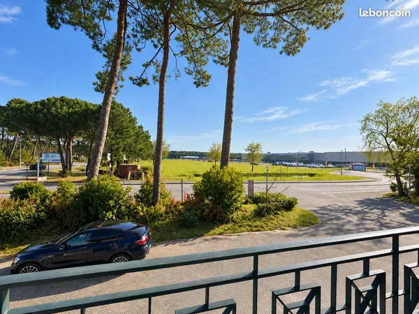 A VENDRE - Appartement T3 avec terrasse et parking- Arès (33740)