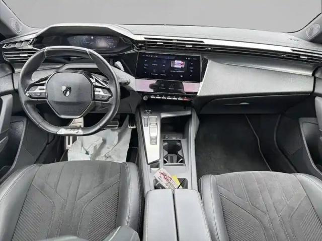 Peugeot 408 phev 180 e-eat8 — photo 8