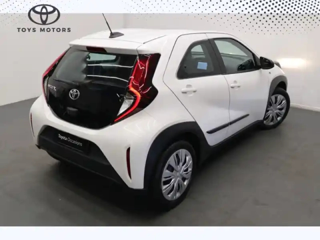 Toyota Aygo 1.0 vvt-i 72 dynamic — photo 8