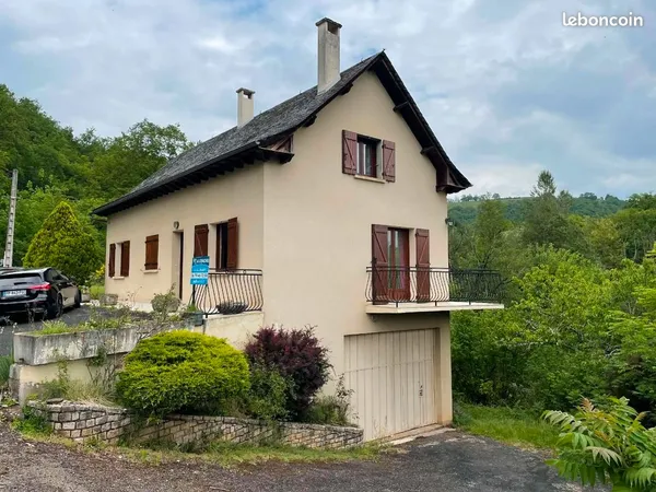 À VENDRE - Belle maison à proximité d'Estaing et du Lot