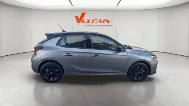 Opel Corsa 1.2 turbo 130 ch bva8 — photo 11