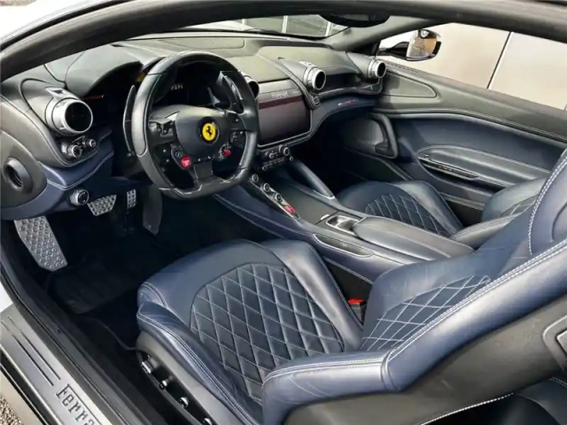 Ferrari Gtc4Lusso t v8 3.9 610ch — photo 51