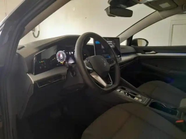 Volkswagen Golf 2.0 tdi 150ch vw edition dsg7 — photo 9