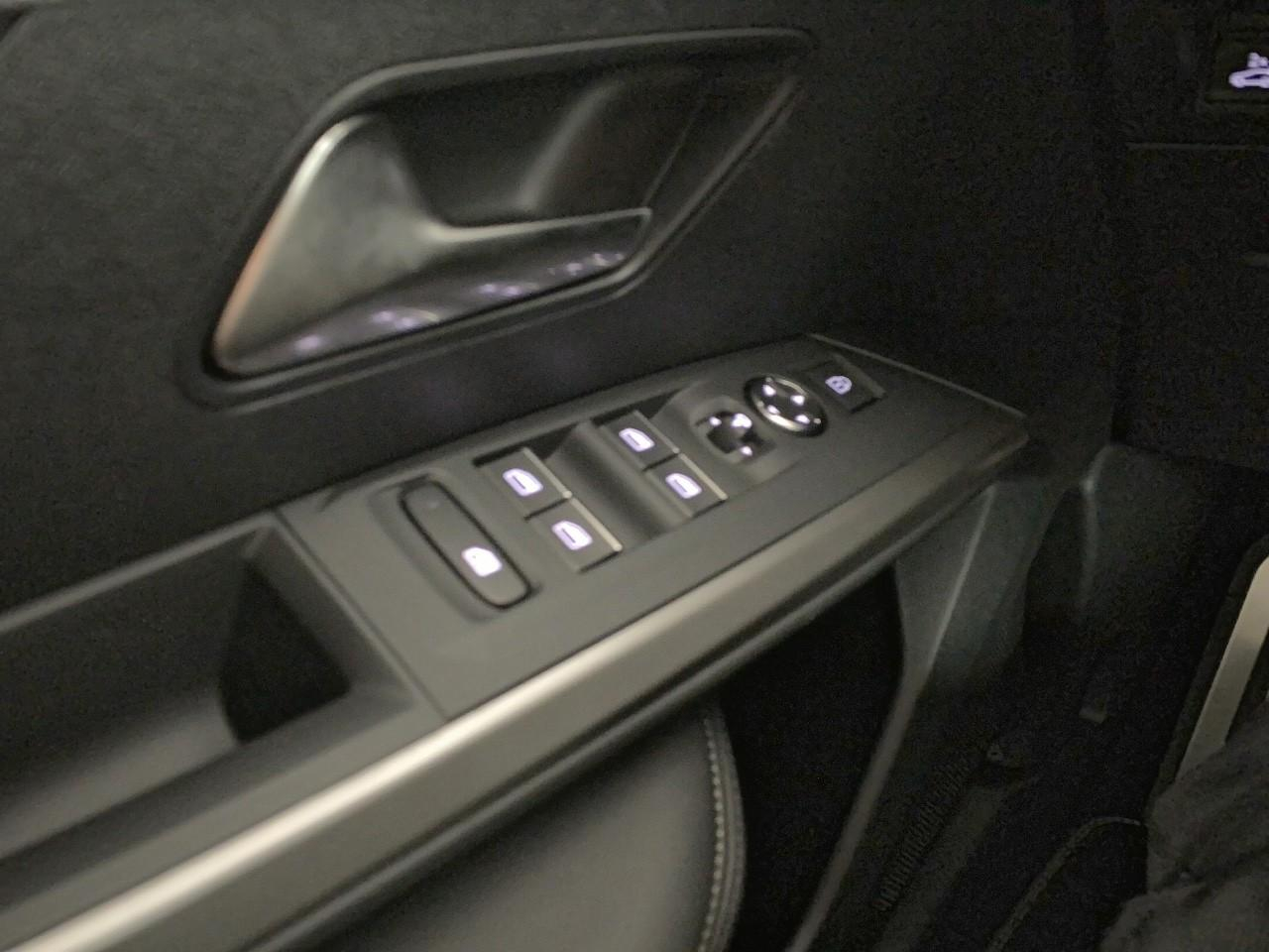 Peugeot 3008 electrique 210 ch 73 kwh gt — photo 20