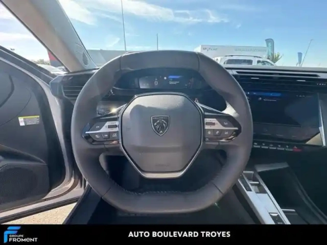 Peugeot 408 1.2 puretech 130ch s&amp;s allure eat8 — photo 9